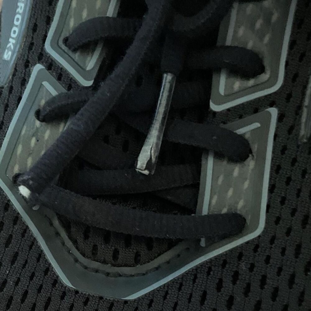Brooks Men's Black Athletic Running Shoes - Picture 7 of 8